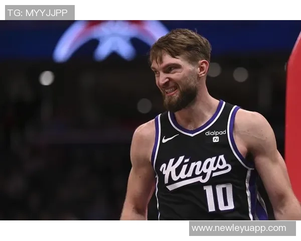 小萨连续三年领跑两双榜单成为历史第五位达成此成就的球员