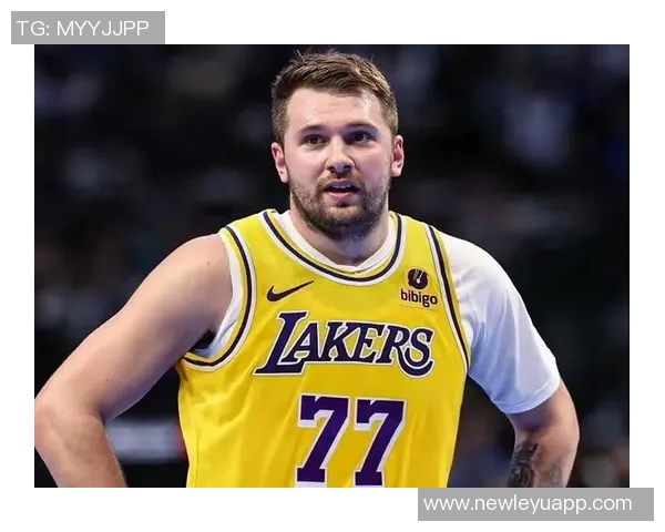 湖人队四连胜喜讯东契奇庆祝瞬间成海报焦点展现球队团结与实力