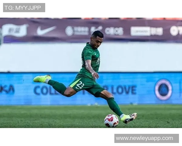 国安亚冠替补出战引发争议两球落后换主力已无力回天