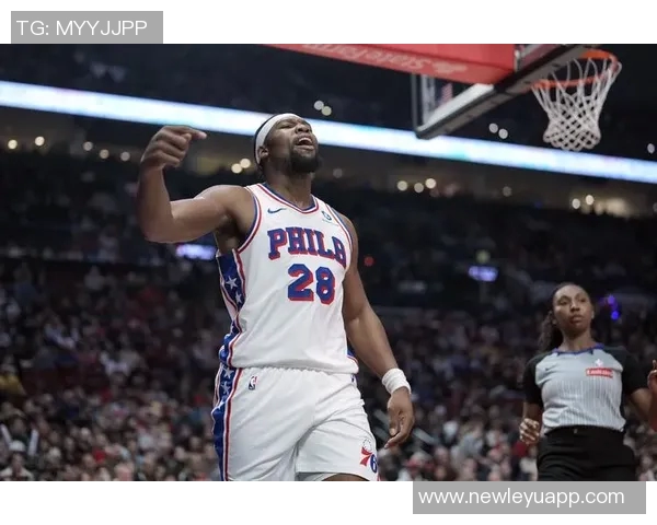 布里奇斯攻防兼备表现出色20投9中三分3中8砍下25分外加5篮板2助攻2盖帽